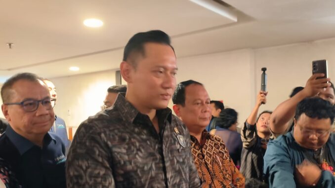 AHY Coordinating Minister for Infrastructure and Regional Development Agus Harimurti Yudhoyono (AHY) at I Gusti Ngurah Rai Airport, Bali on Thursday (23/1).