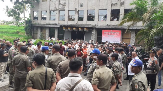 PARQ Ubud The Gianyar Regency Administration closed PARQ Ubud on Monday (20/1) - KAD