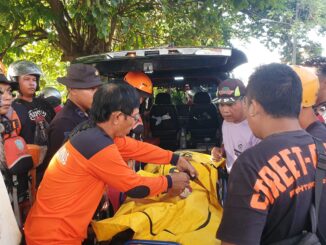 evacuation of the victim - Doc. Basarnas