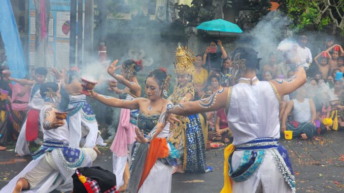 suwat 2 The Excitement of the Suwat Water Festival in Gianyar, Bali - IST