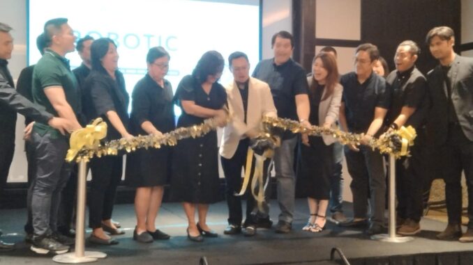 Caption: The launch of the CORI Robotic Surgical System by Siloam Bali Hospital and Tawada Healthcare at The Trans Resort in Badung, Bali, on Sunday (June 28). (Photo by Kadafi)